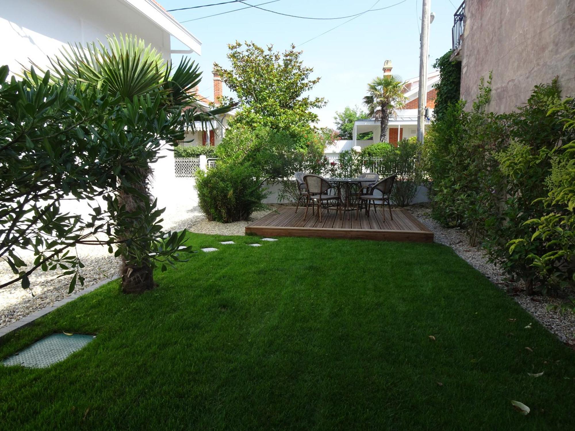 23 Hotell Soulac-sur-Mer Exteriör bild